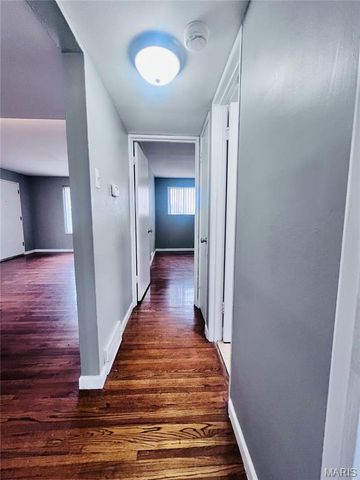 7412-7418 Olian Drive, Hazelwood, MO 63042