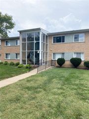 7412-7418 Olian Drive, Hazelwood, MO 63042