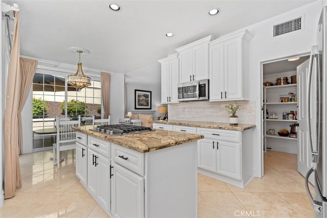39 Highpoint, Rancho Santa Margarita, CA 92679