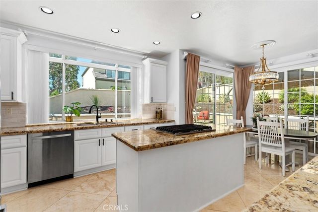 39 Highpoint, Rancho Santa Margarita, CA 92679