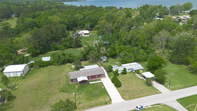 861 Camilla Lake Road, Coldspring, TX 77331