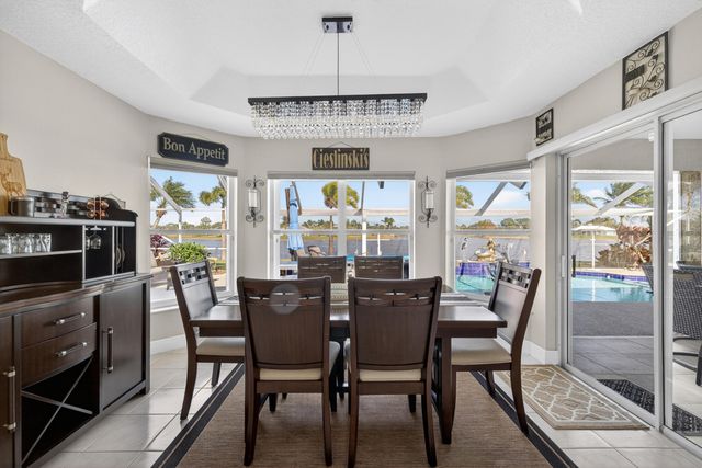 411 SW Thistle Trail, Port St. Lucie, Port St Lucie, FL 34953