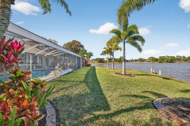 411 SW Thistle Trail, Port St. Lucie, Port St Lucie, FL 34953
