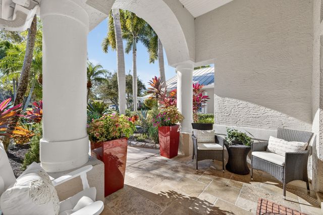 411 SW Thistle Trail, Port St. Lucie, Port St Lucie, FL 34953