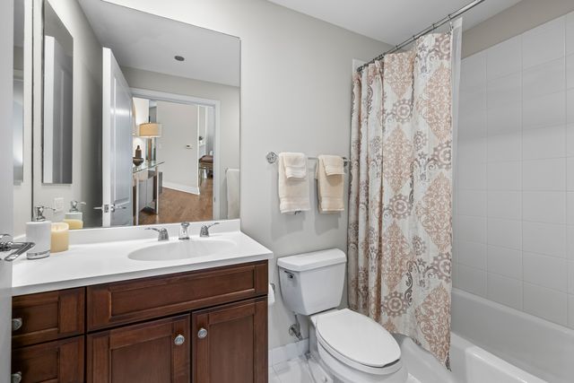 600 N Lake Shore Drive 4209, Chicago, IL 60611