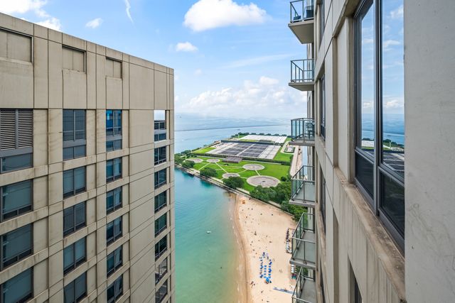 600 N Lake Shore Drive 4209, Chicago, IL 60611