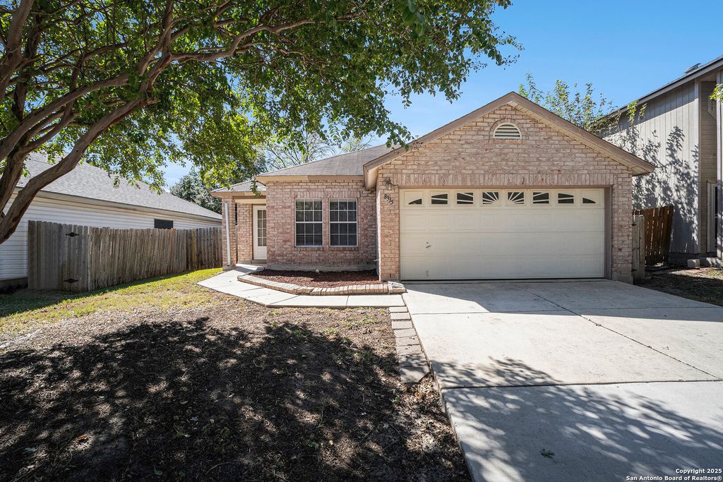 8335 Tavern, San Antonio, TX 78254