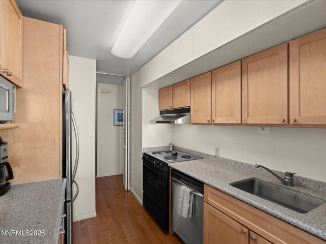 100 N Arlington Avenue UNIT 20J, Reno, NV 89501