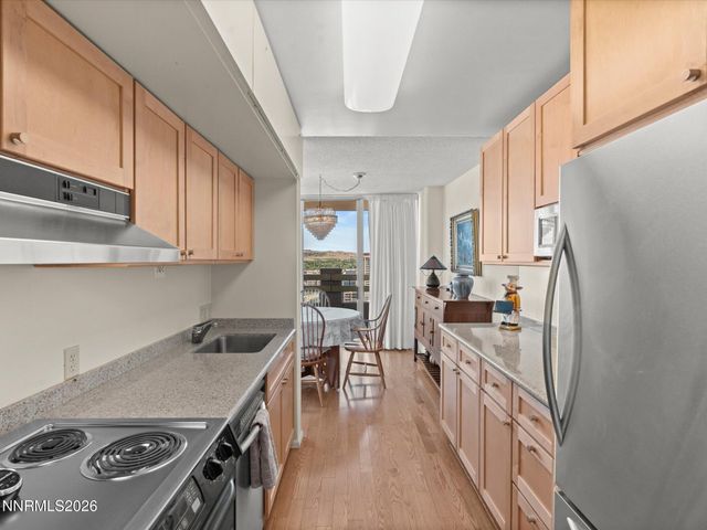 100 N Arlington Avenue UNIT 20J, Reno, NV 89501