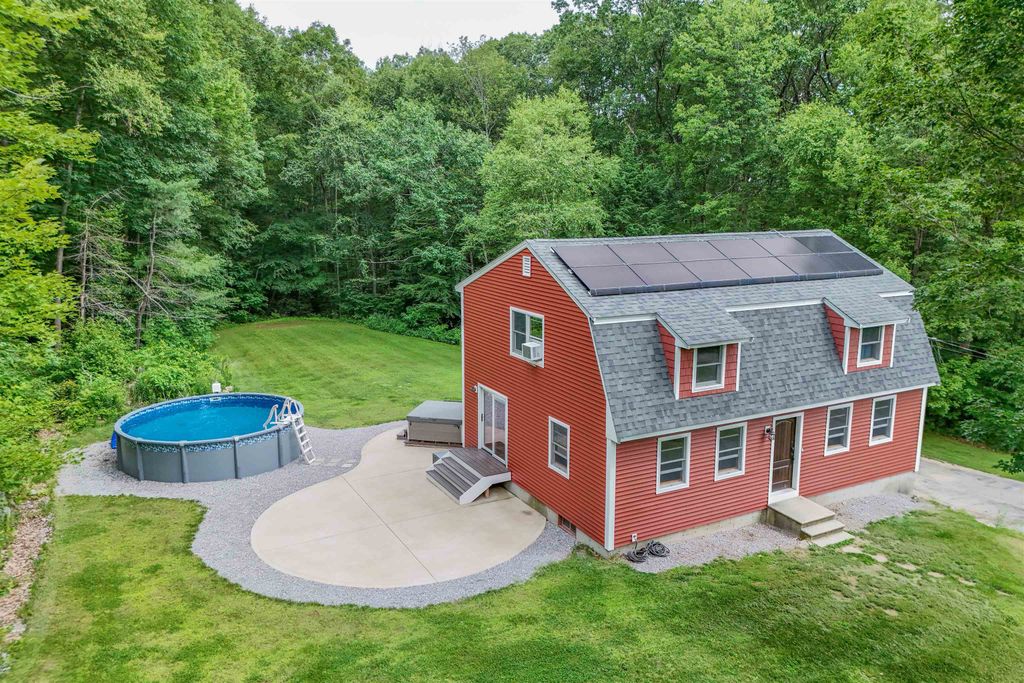 28 Birchwood Drive, Weare, NH 03281