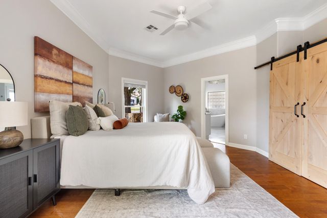 100 Dovetail LN, Georgetown, TX 78628