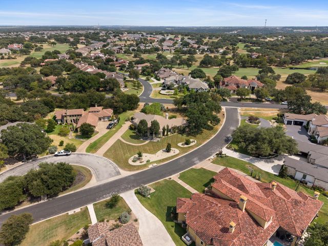 100 Dovetail LN, Georgetown, TX 78628