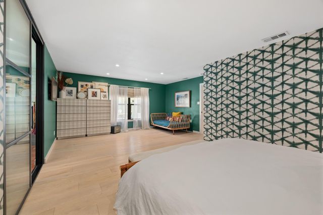 6206 Highland Hills DR, Austin, TX 78731