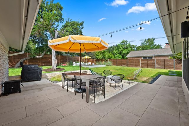 6206 Highland Hills DR, Austin, TX 78731
