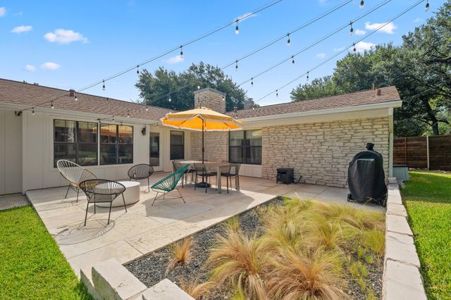 6206 Highland Hills DR, Austin, TX 78731