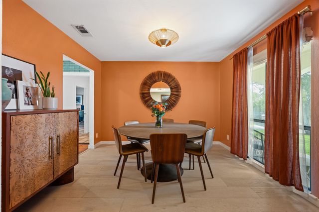 6206 Highland Hills DR, Austin, TX 78731