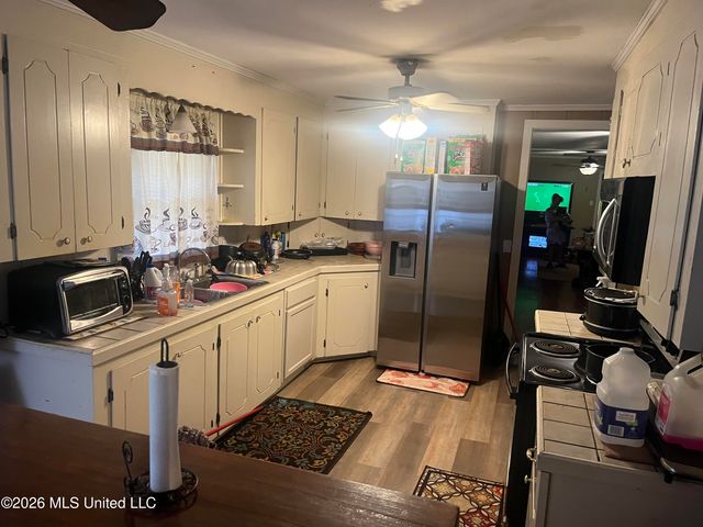 381 Sykes Road, Jackson, MS 39212