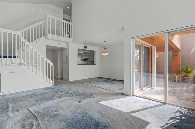 1550 N Trafalgar Cir, Hollywood, FL 33020