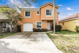 1550 N Trafalgar Cir, Hollywood, FL 33020