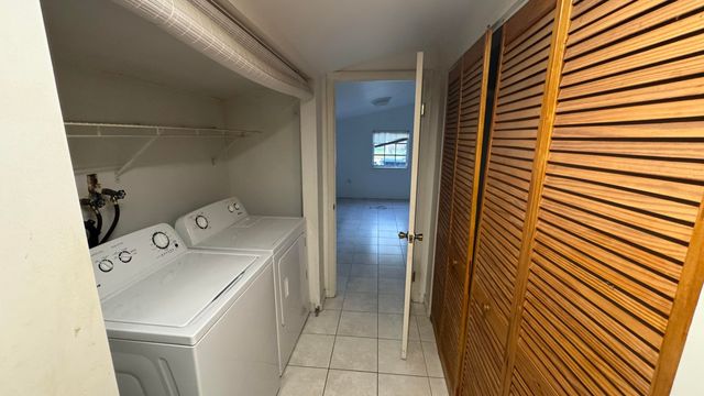 2714 Scott Street, Hollywood, FL 33020