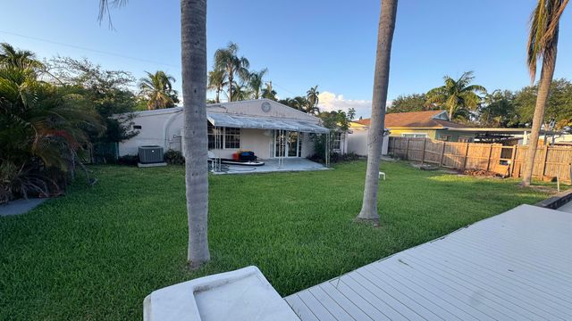 2714 Scott Street, Hollywood, FL 33020