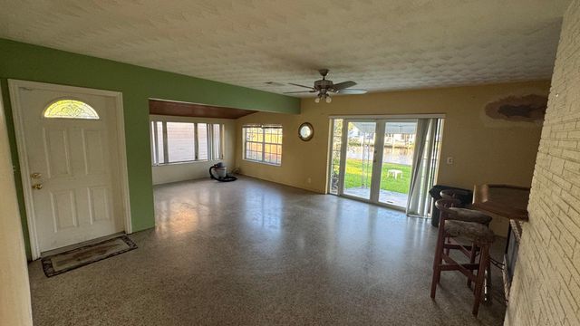 2714 Scott Street, Hollywood, FL 33020