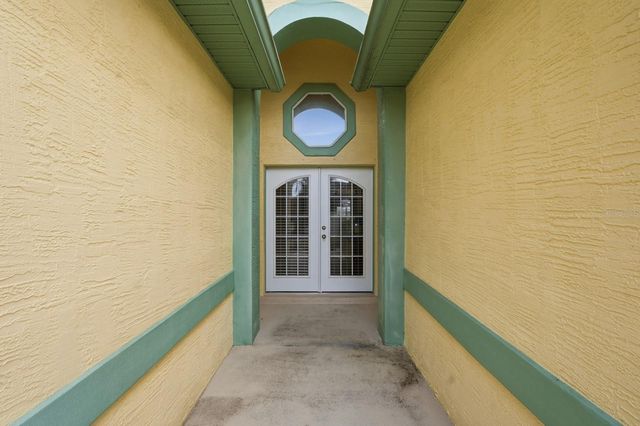 32 COMANCHE COURT, Palm Coast, FL 32137