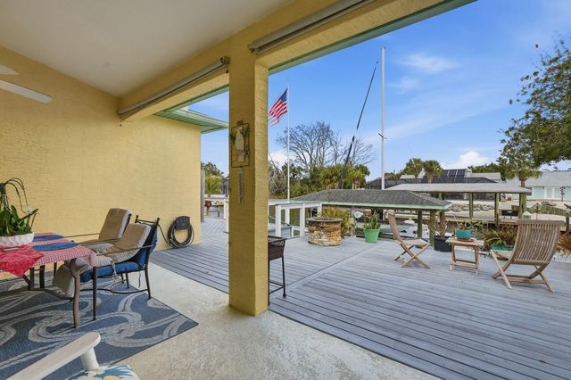 32 COMANCHE COURT, Palm Coast, FL 32137