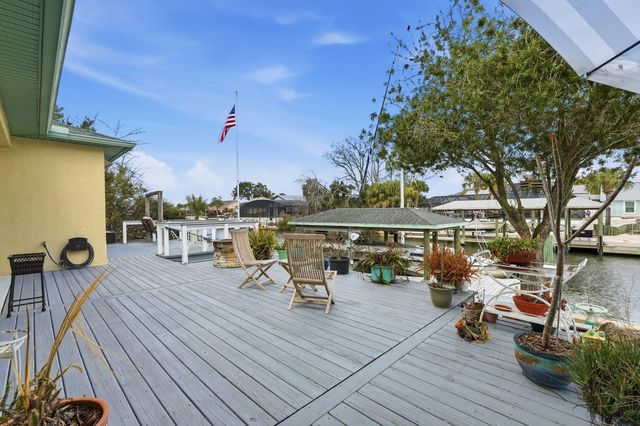 32 COMANCHE COURT, Palm Coast, FL 32137