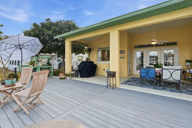 32 COMANCHE COURT, Palm Coast, FL 32137