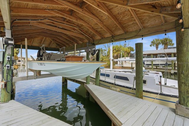 32 COMANCHE COURT, Palm Coast, FL 32137