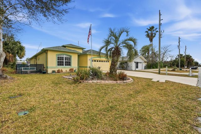 32 COMANCHE COURT, Palm Coast, FL 32137