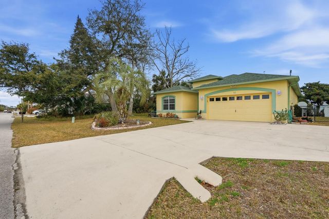 32 COMANCHE COURT, Palm Coast, FL 32137