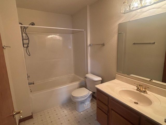 N43W32821 Rasmus ROAD #11C, Nashotah, WI 53058