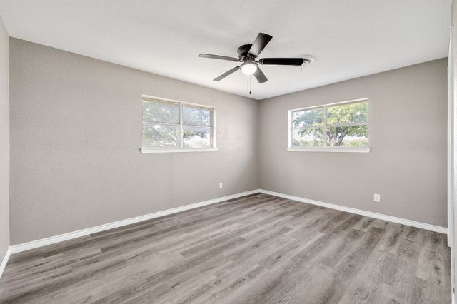 3301 S Murvil Street, Decatur, TX 76234
