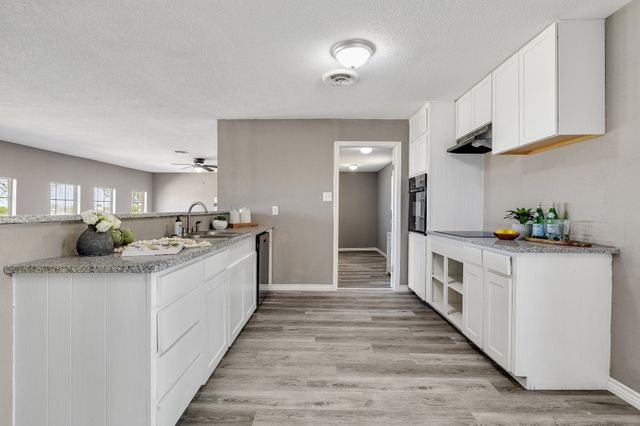 3301 S Murvil Street, Decatur, TX 76234