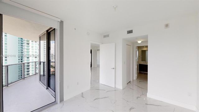 488 NE 18th St 2401, Miami, FL 33132