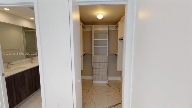 488 NE 18th St 2401, Miami, FL 33132