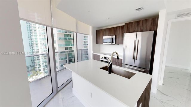 488 NE 18th St 2401, Miami, FL 33132