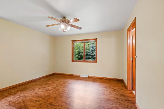 1309 CREEKSIDE LANE, Green Bay, WI 54311