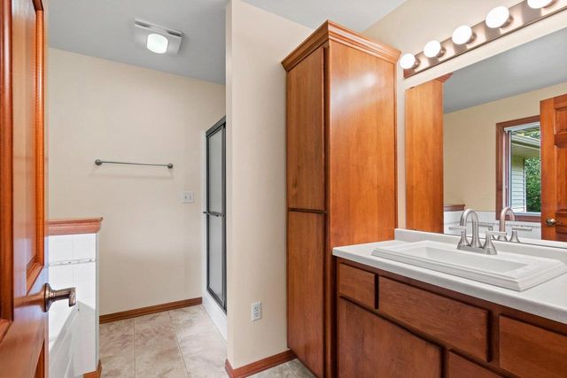 1309 CREEKSIDE LANE, Green Bay, WI 54311