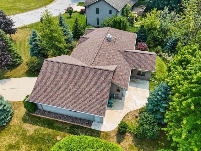 1309 CREEKSIDE LANE, Green Bay, WI 54311