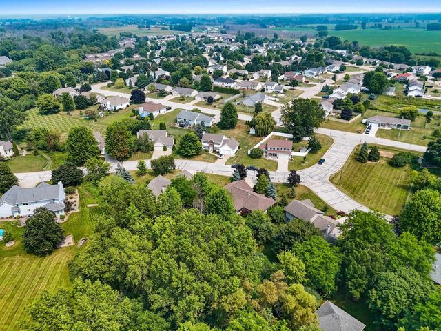 1309 CREEKSIDE LANE, Green Bay, WI 54311