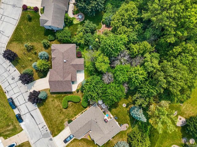 1309 CREEKSIDE LANE, Green Bay, WI 54311