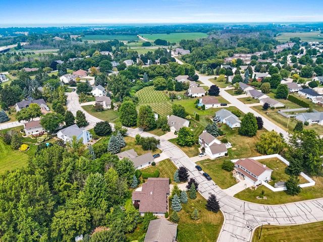 1309 CREEKSIDE LANE, Green Bay, WI 54311