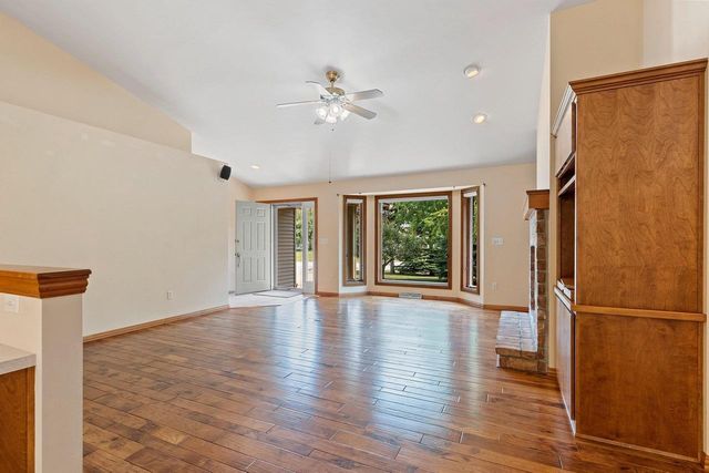 1309 CREEKSIDE LANE, Green Bay, WI 54311