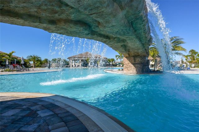 17723 GAWTHROP DRIVE 103, Bradenton, FL 34211