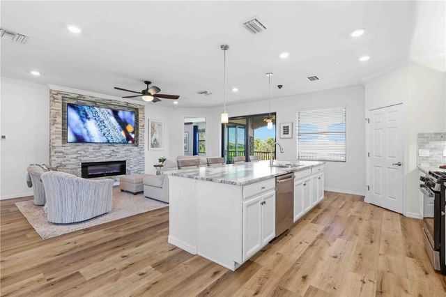 17723 GAWTHROP DRIVE 103, Bradenton, FL 34211