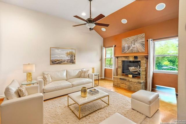 829 Rutherford, Fischer, TX 78623