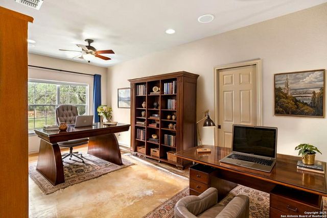 829 Rutherford, Fischer, TX 78623